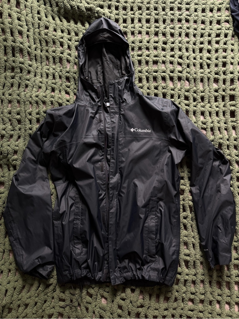 Columbia Black Hooded Rain Jacket with Mesh Lining
